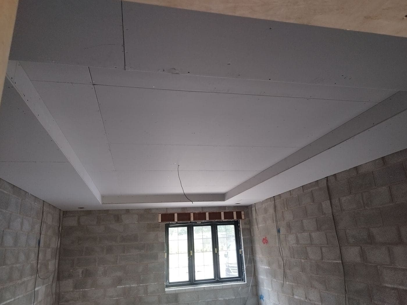 Coffered MF ceiling detail formed in plasterboard in Prestbury, Cheshire